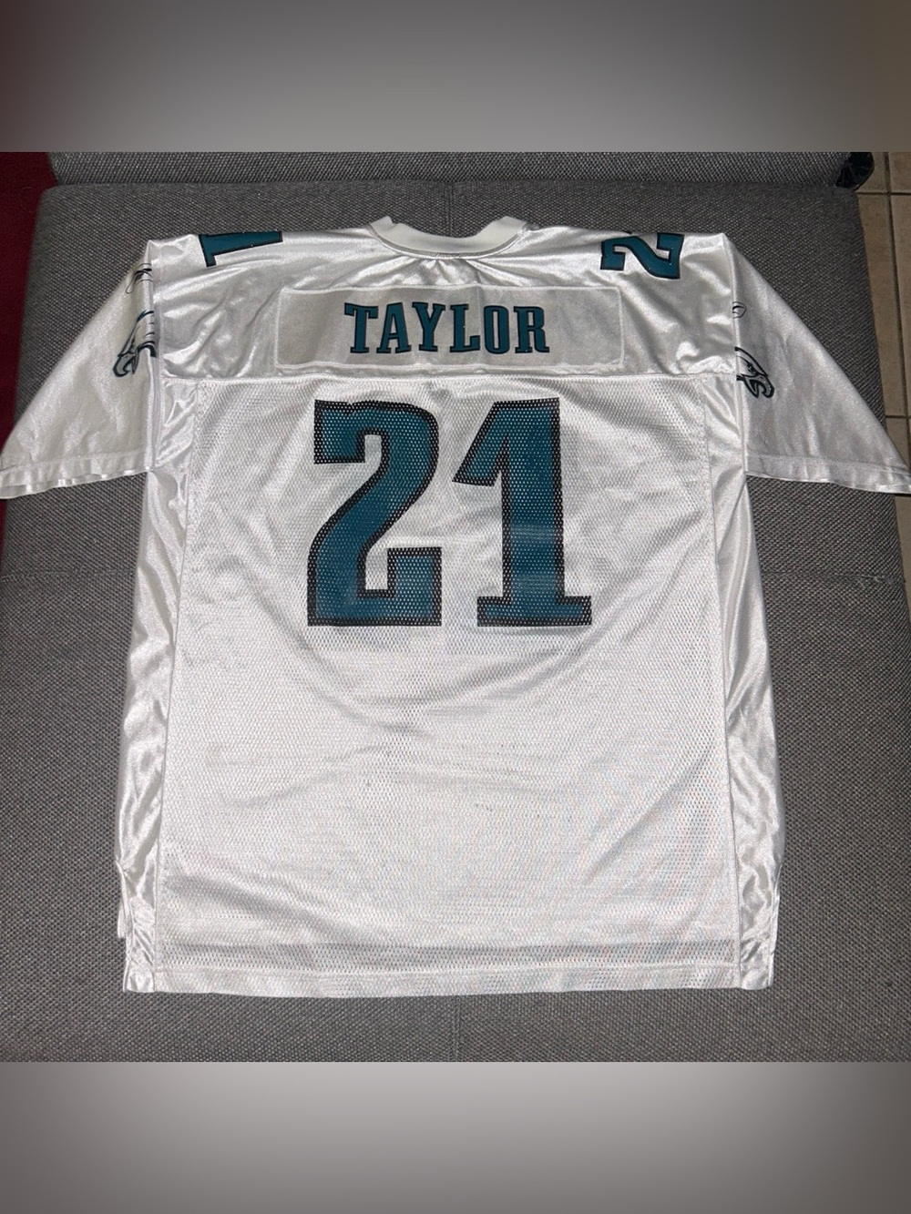 Vintage Philadelphia Eagles Bobby Taylor Reebok White NFL Football Jersey